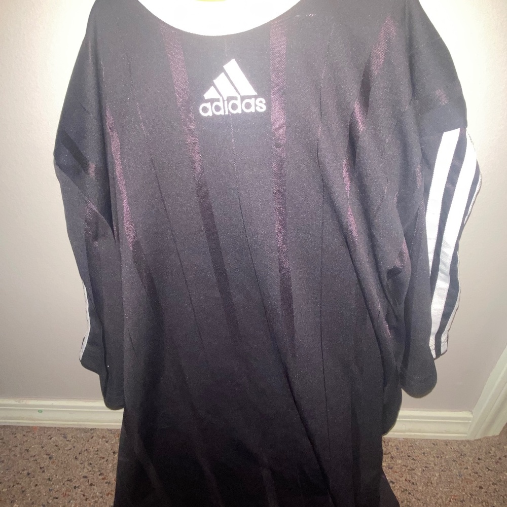 black adidas athletic light weight t shirt